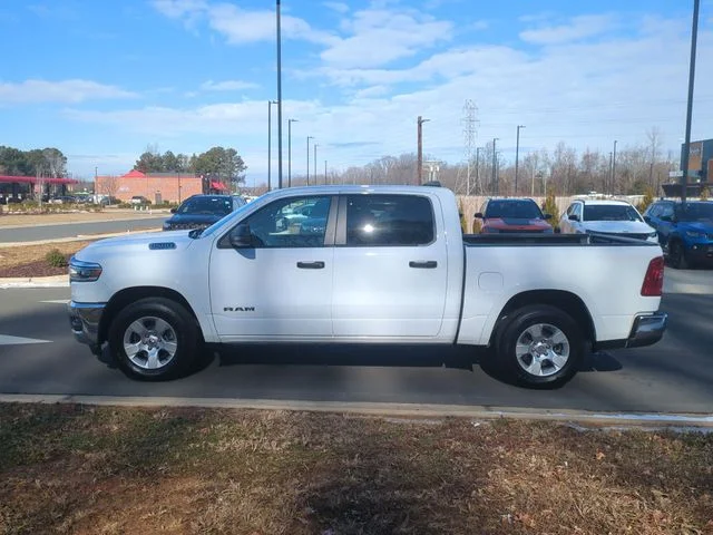 Used 2025 White Ram Big Horn/Lone Star image 10