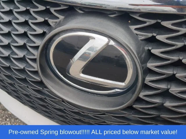 Used 2016 Silver Lexus 200t image 10