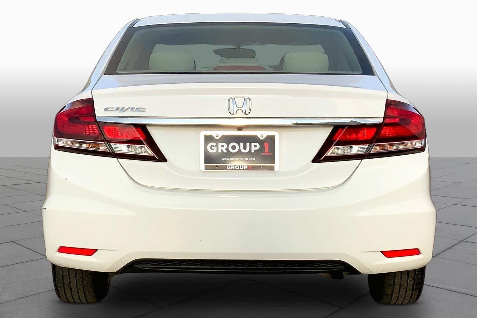 Used 2015 Taffeta White Honda EX image 5