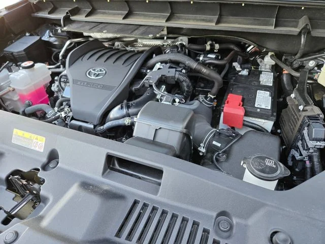 2025 Toyota Highlander XSE - Photo 24