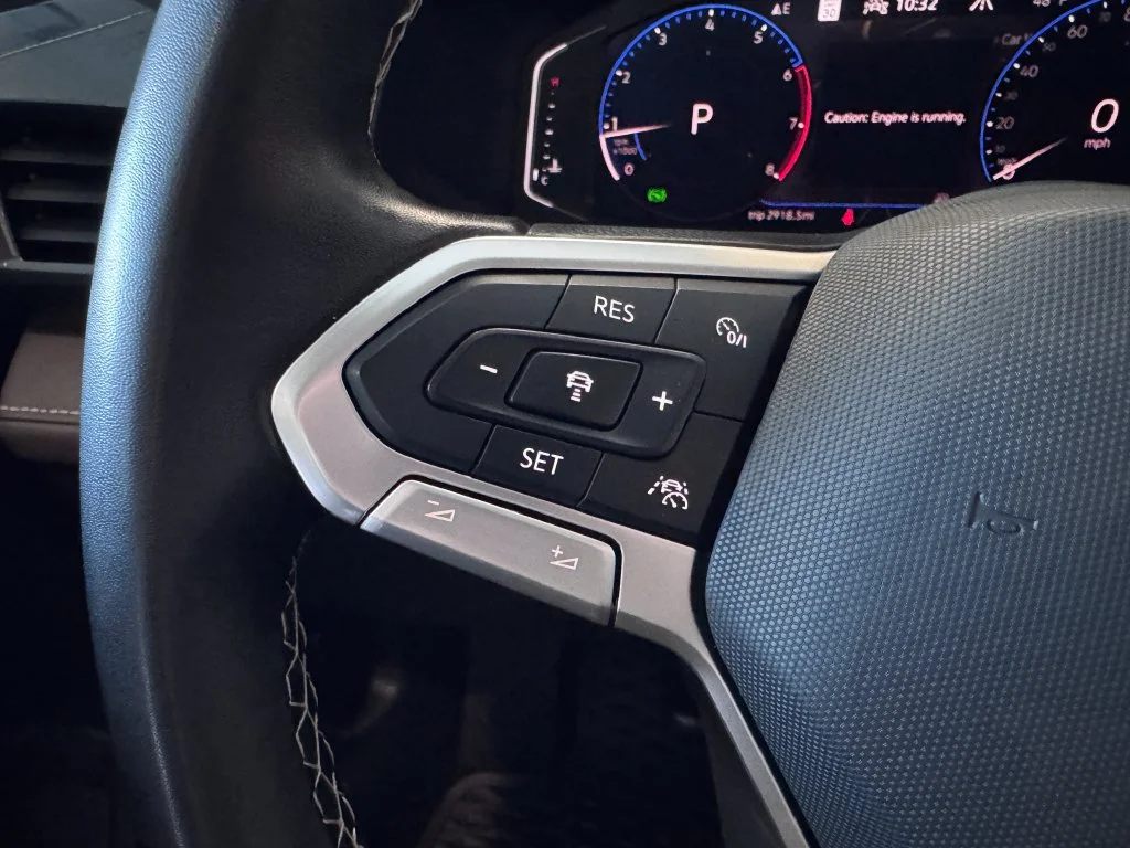 2024 Volkswagen Taos SEL - Photo 14