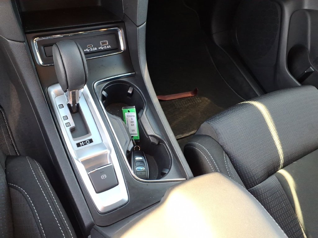 Used 2024 Ice Silver Metallic Subaru Premium image 9