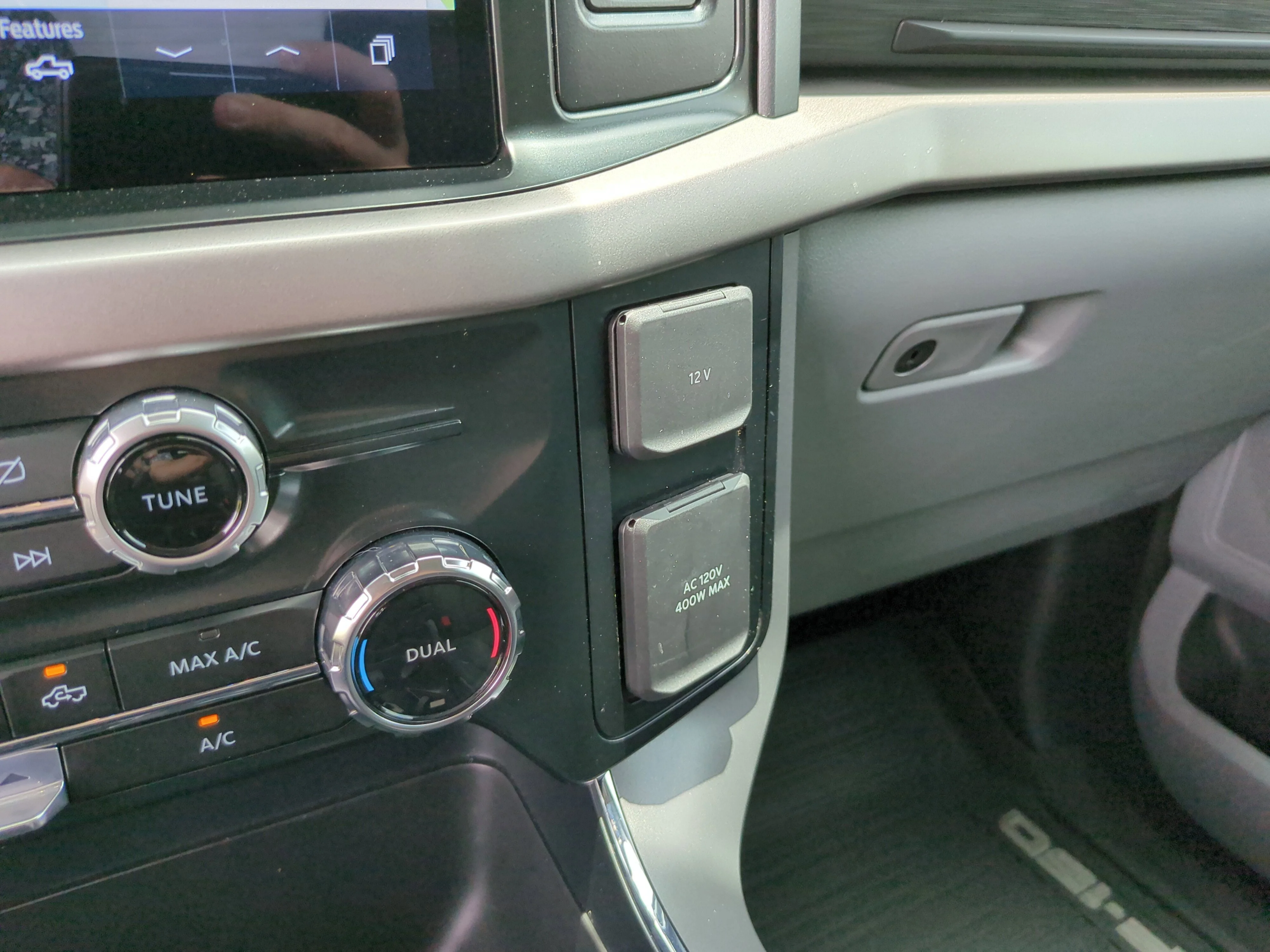 Used 2024 Avalanche Ford XLT image 29