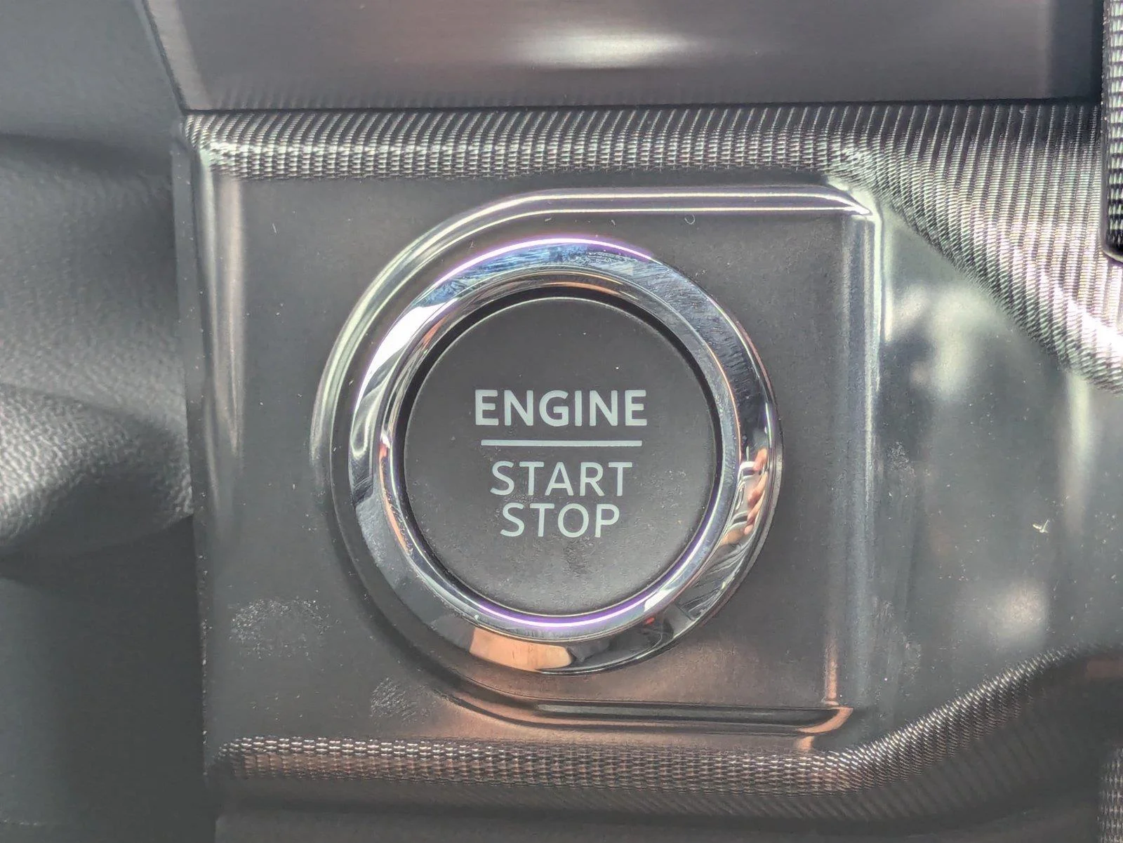 New 2026 Agate Black Metallic Ford Platinum® image 32