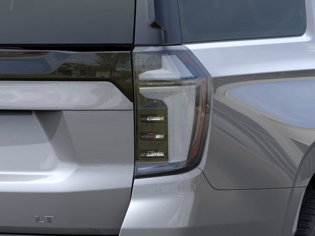2026 Chevrolet Suburban LT - Photo 11