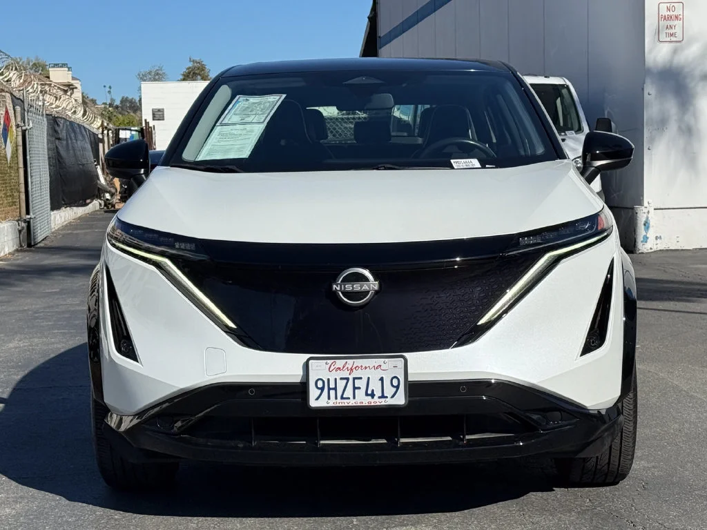 Used 2023  Nissan VENTURE+ image 4