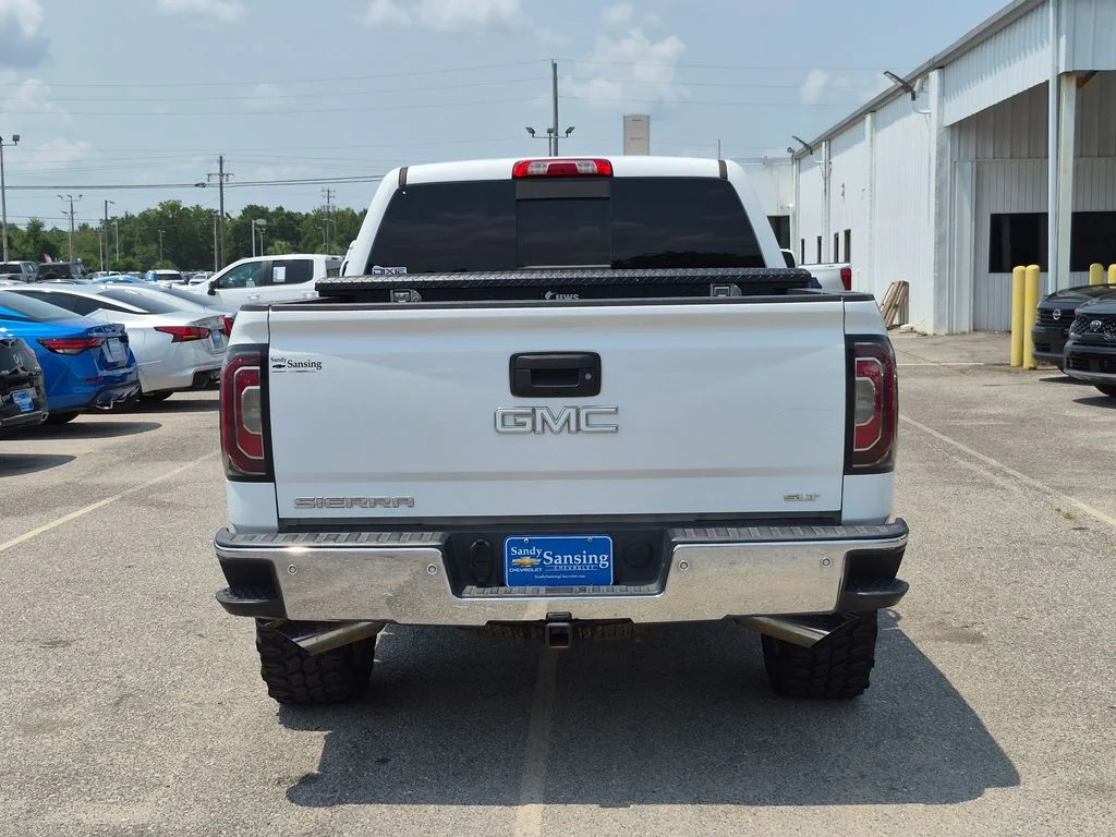Used 2017 White GMC SLT image 4