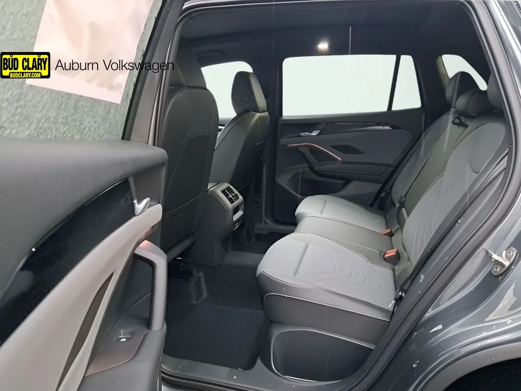 New 2026  Volkswagen 2.0T SE R-Line Black image 14