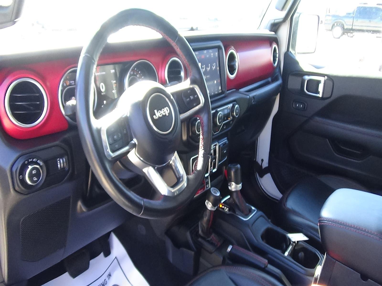 Certified Used 2023 Bright White Clear Coat (pw7) Jeep Rubicon image 19