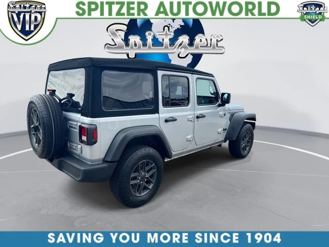 Used 2024 Silver Jeep Sport S image 9