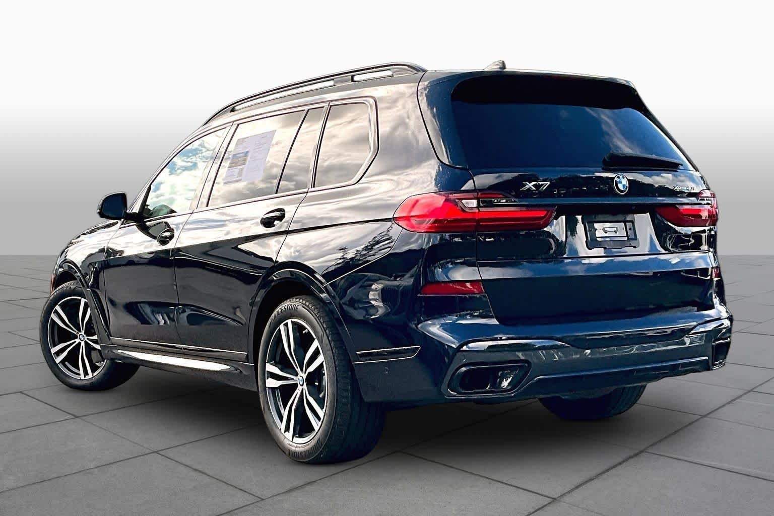 Used 2021 Carbon Black Metallic BMW xDrive40i image 12