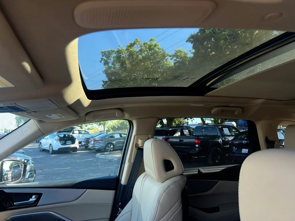 New 2026 Platinum White Pearl Acura Technology Package image 22