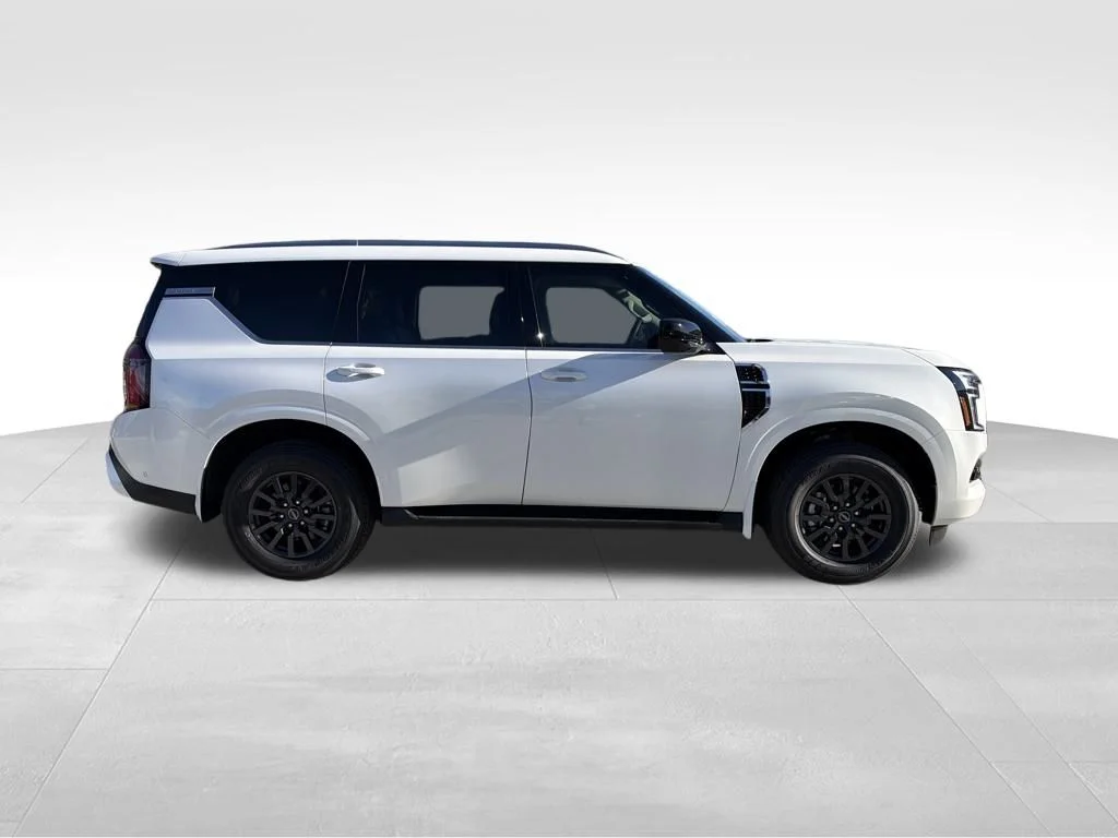 2026 Nissan Armada SV - Photo 9
