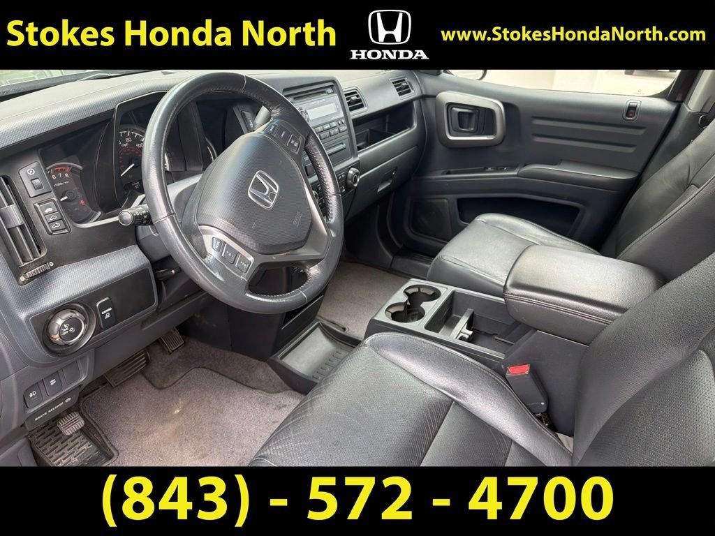 Used 2010 Red Honda RTL image 12