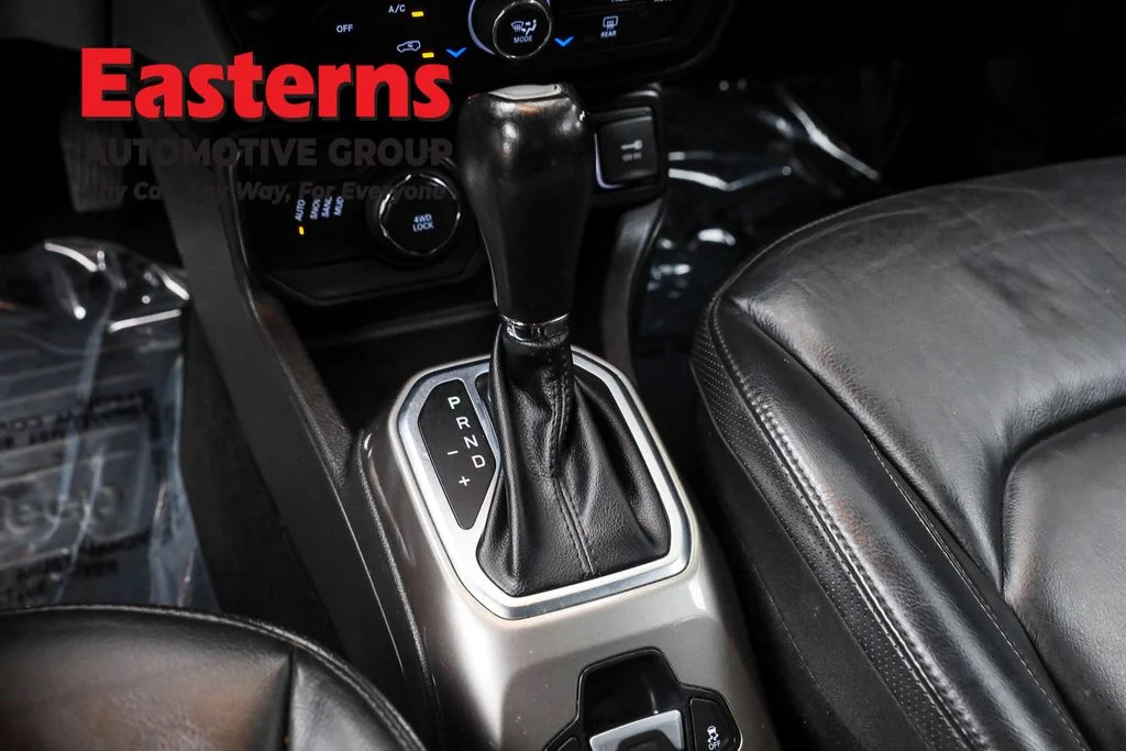 Used 2021 Gray Jeep Limited image 13