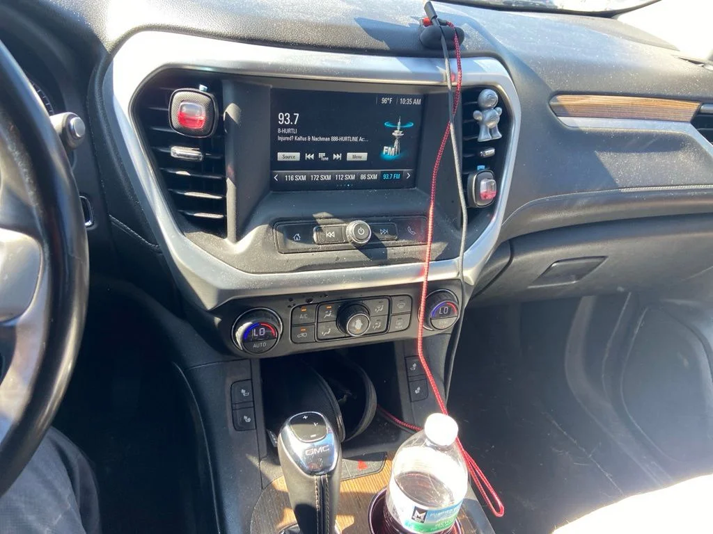 Used 2017 White GMC SLE-2 image 34