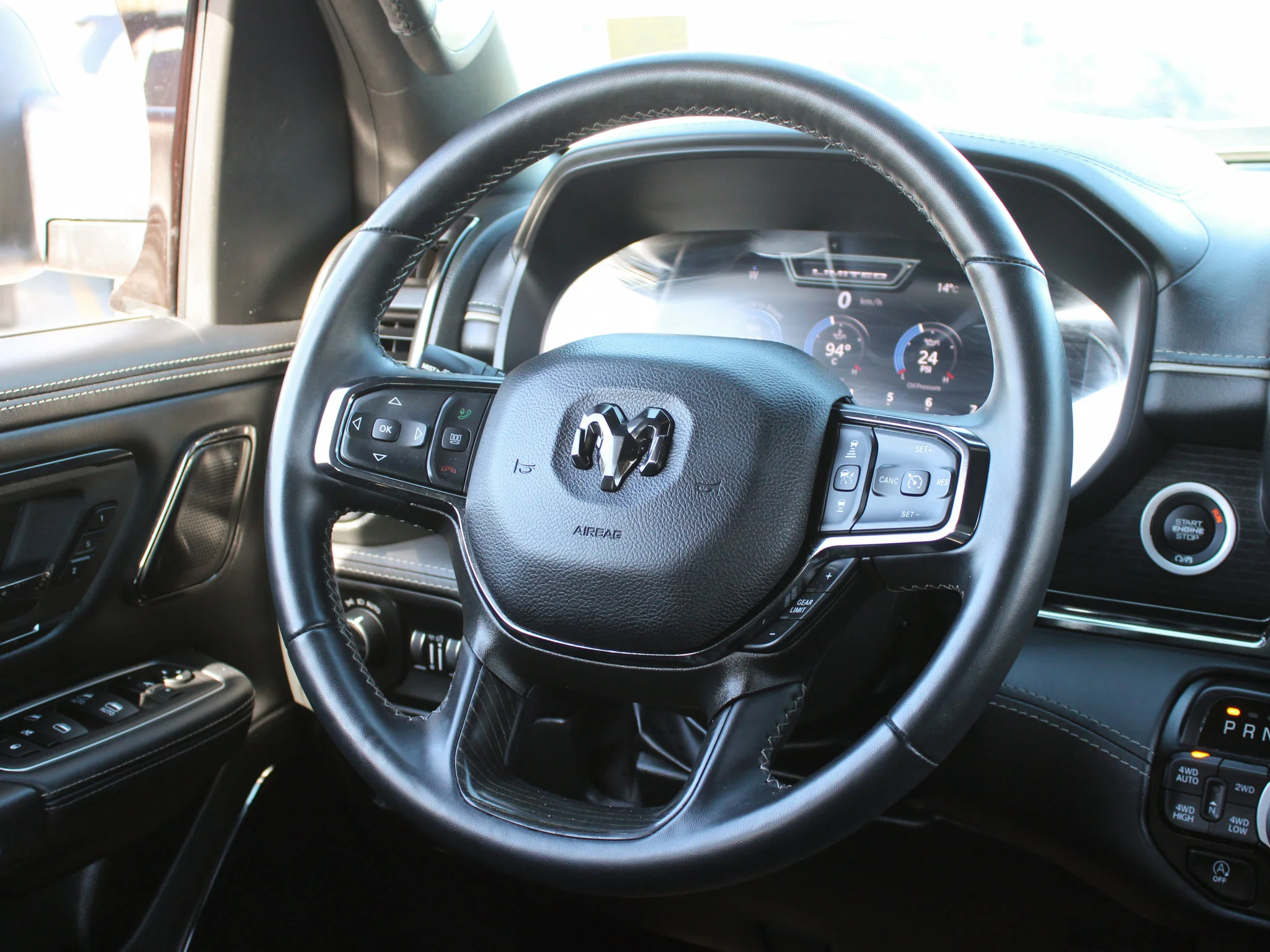 Certified Used 2024 Silver RAM Limited * No Accidents | HEMI V8 | Running Boards | Head-Up Display | 3.92 Axle Ratio | Navigation image 6