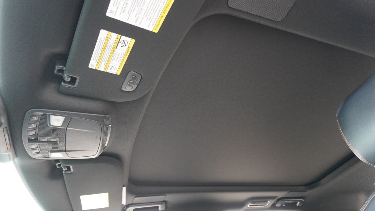 Used 2024 White Ford Platinum image 27