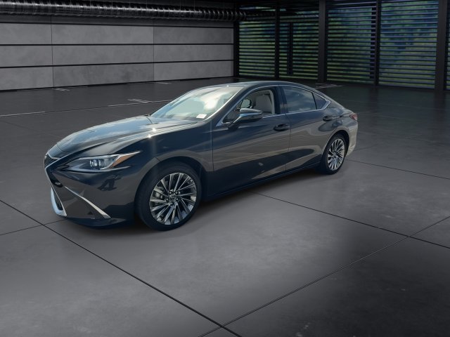 Certified Used 2025 Black Lexus 350 Luxury image 4