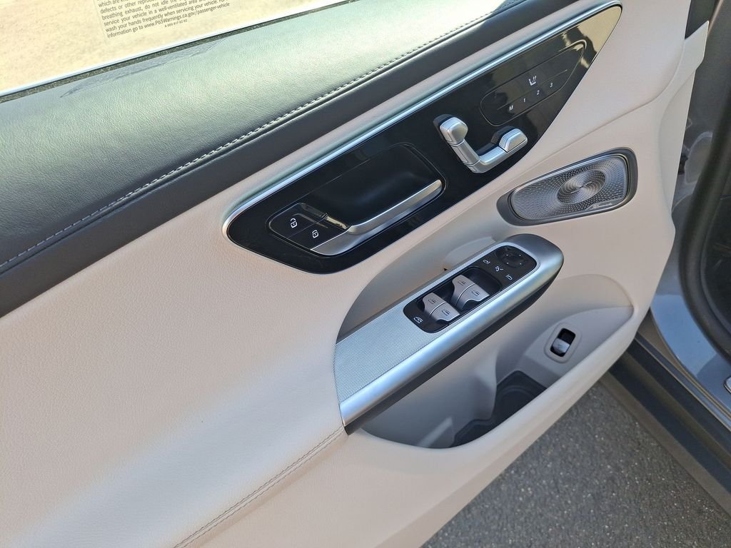 2023 Mercedes-Benz GLC GLC 300 - Photo 15