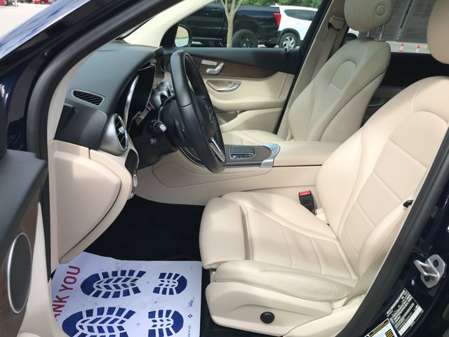 Used 2022 Lunar Blue Metallic Mercedes-Benz GLC 300 image 26