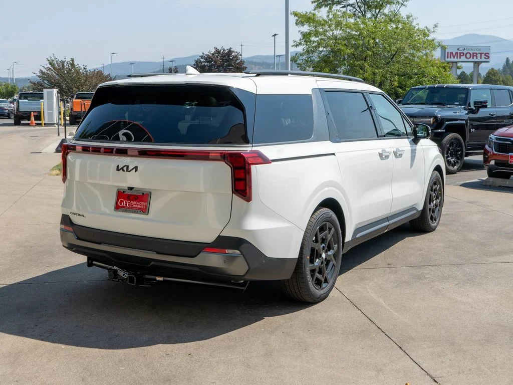 New 2027 Snow White Pearl Kia SX image 7