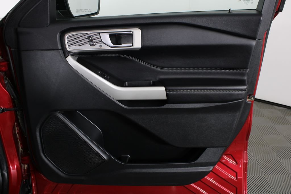Used 2021 Red Ford Limited image 10