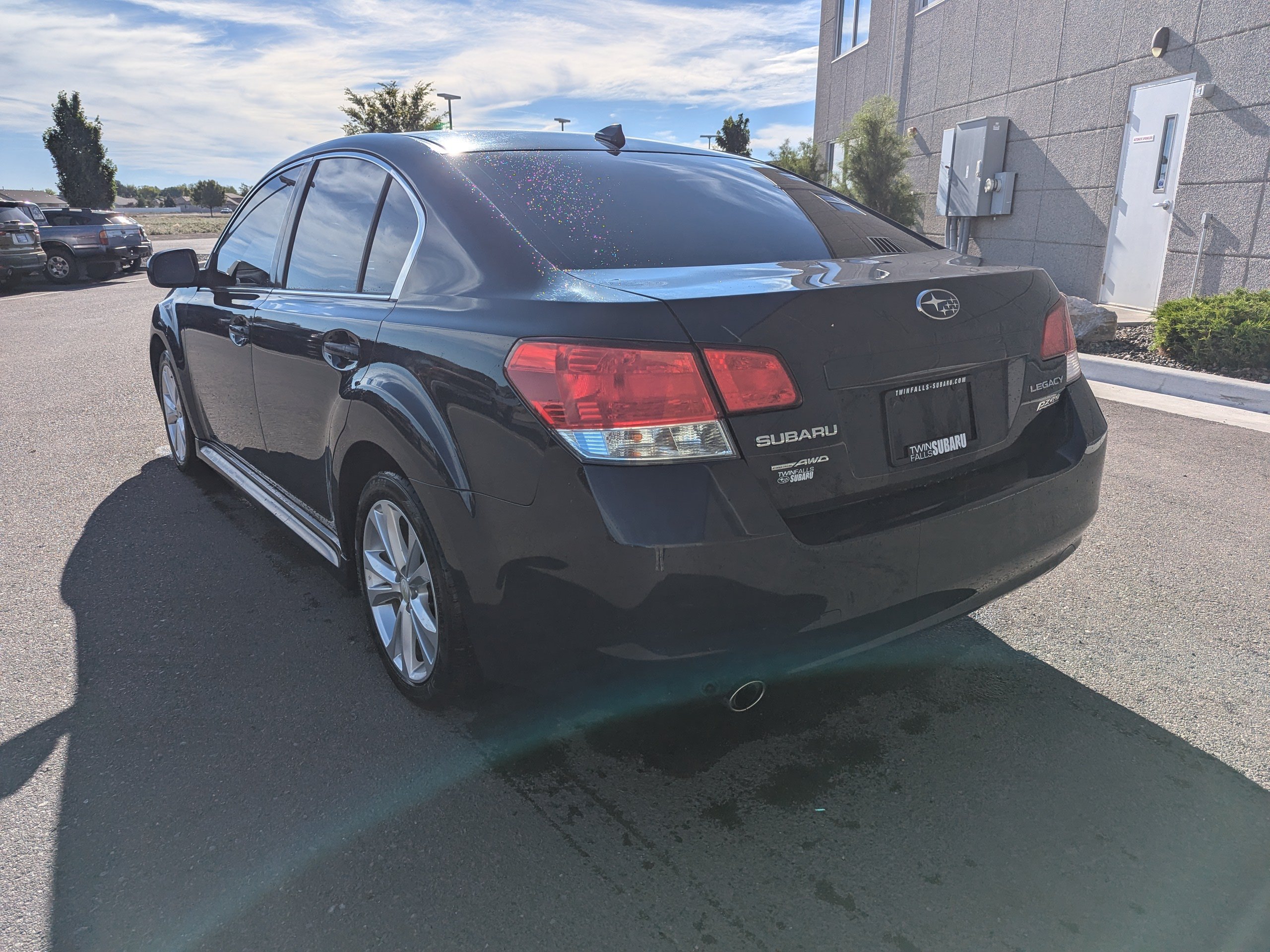 Used 2014 Deep Indigo Pearl Subaru 2.5i Premium image 7