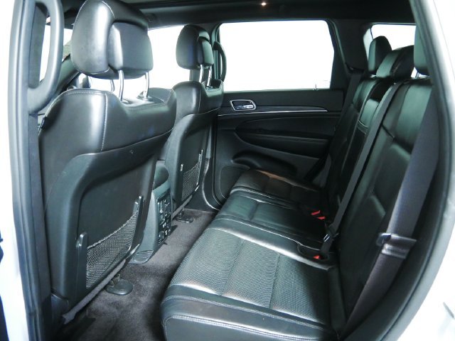 Used 2019 White Jeep Limited image 18