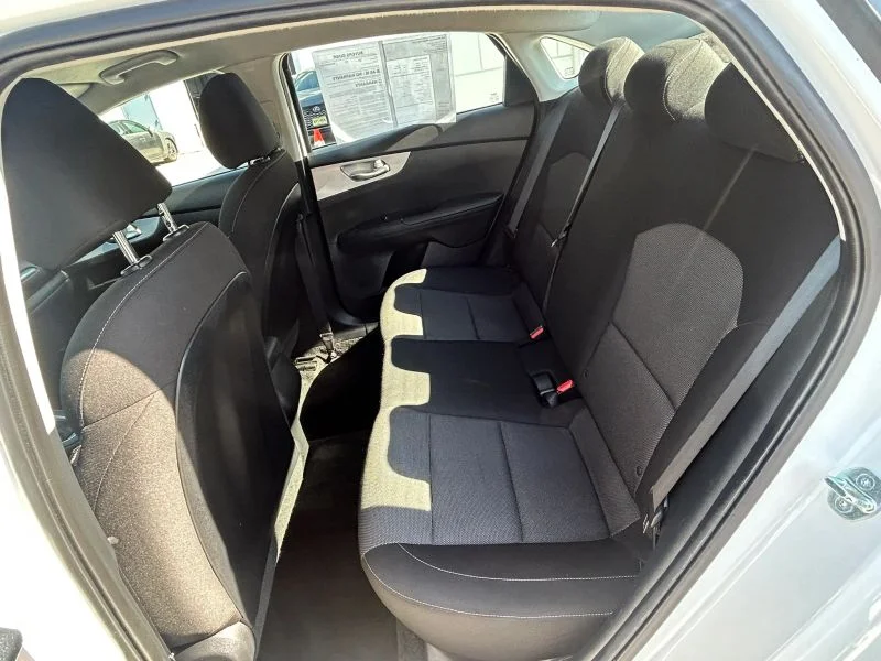 Used 2023 White Kia LX Sedan 4D image 30