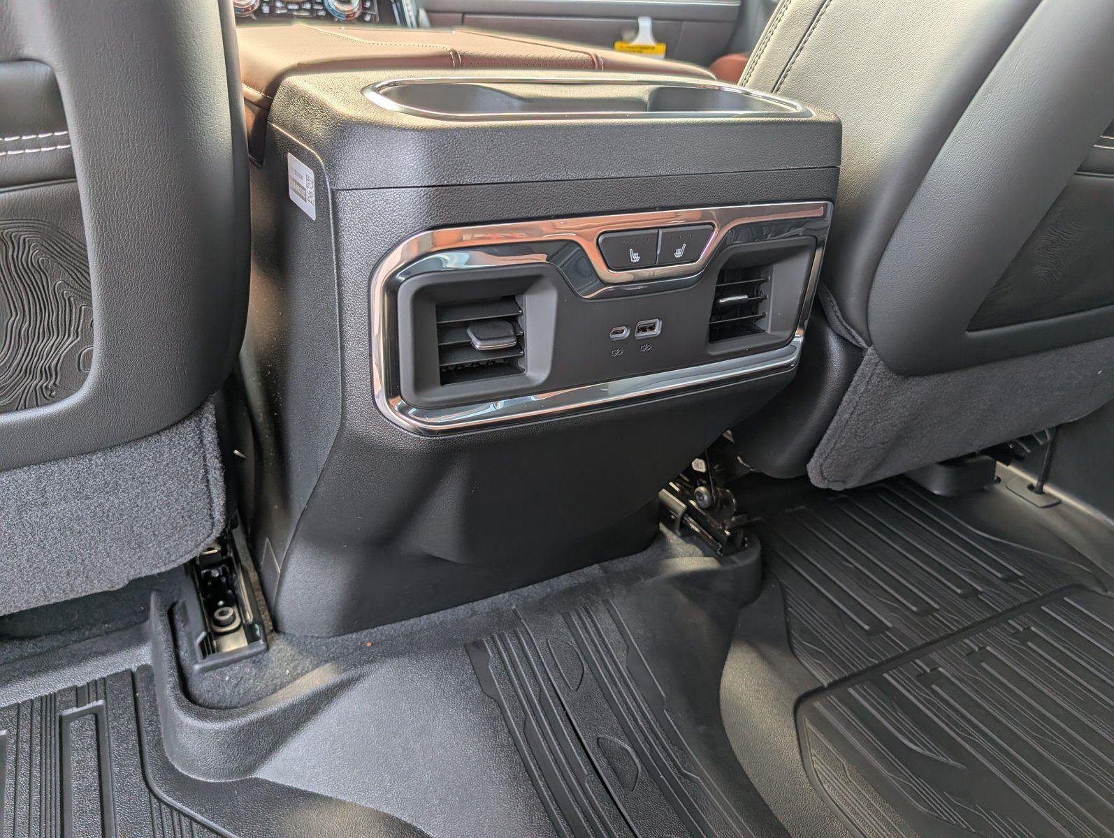 2026 GMC Sierra 2500HD Denali Ultimate - Photo 32