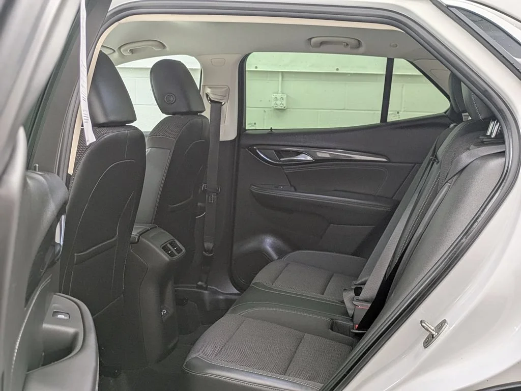 Used 2023 Summit White Buick Preferred image 20