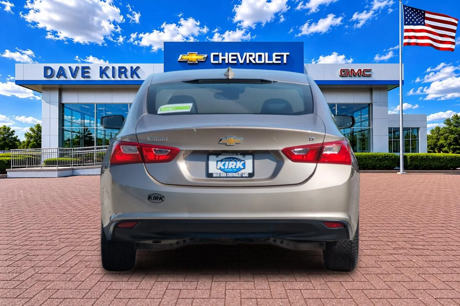 Used 2023 Mineral Gray Metallic Chevrolet LT image 4