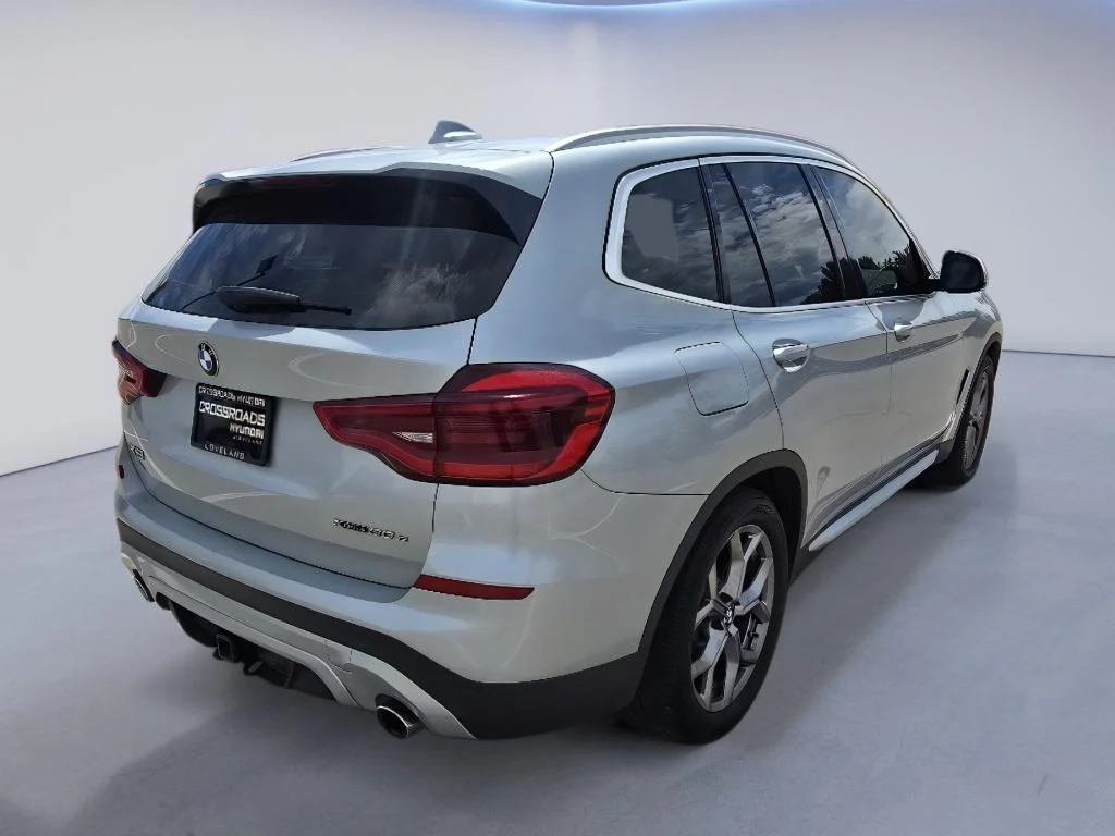 Used 2021 Glacier Silver Metallic BMW xDrive30e image 6