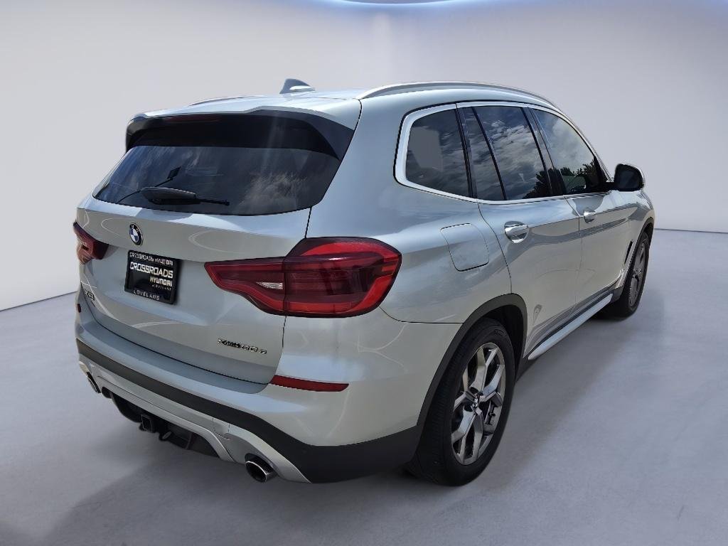 Used 2021 Glacier Silver Metallic BMW xDrive30e image 5
