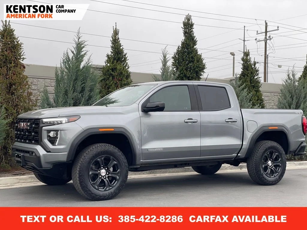 2023 GMC Canyon Elevation 4WD Crew Cab Short Box's photo