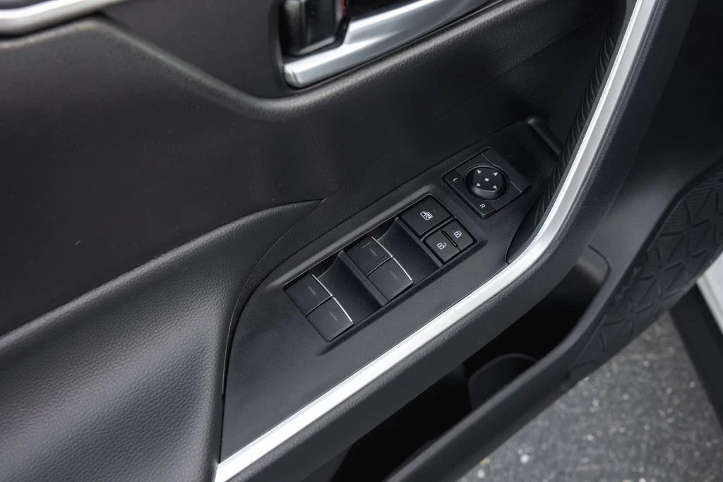 Used 2024 Ice Cap Toyota XLE image 9