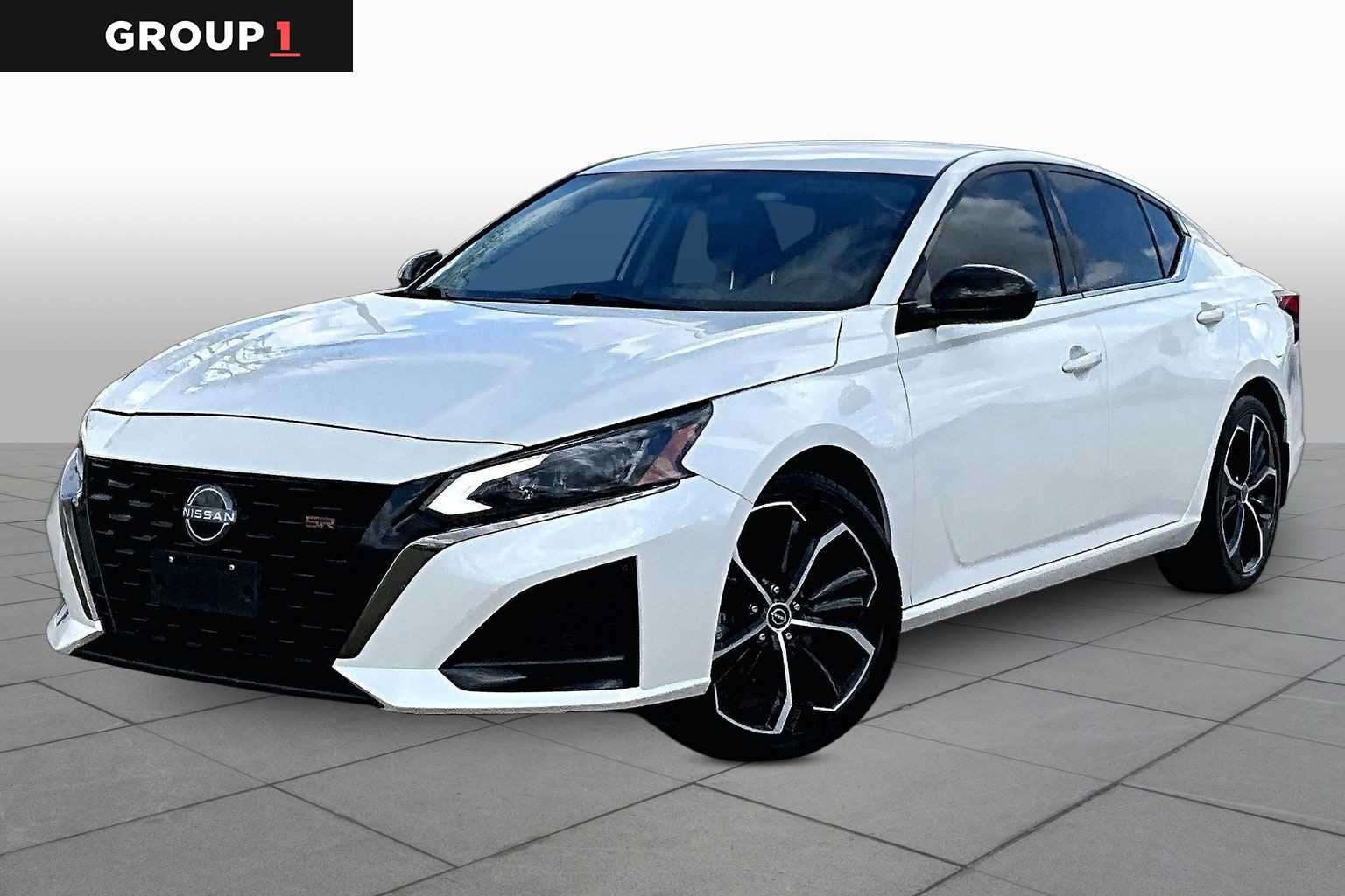 2024 Nissan Altima 2.5 SR's photo