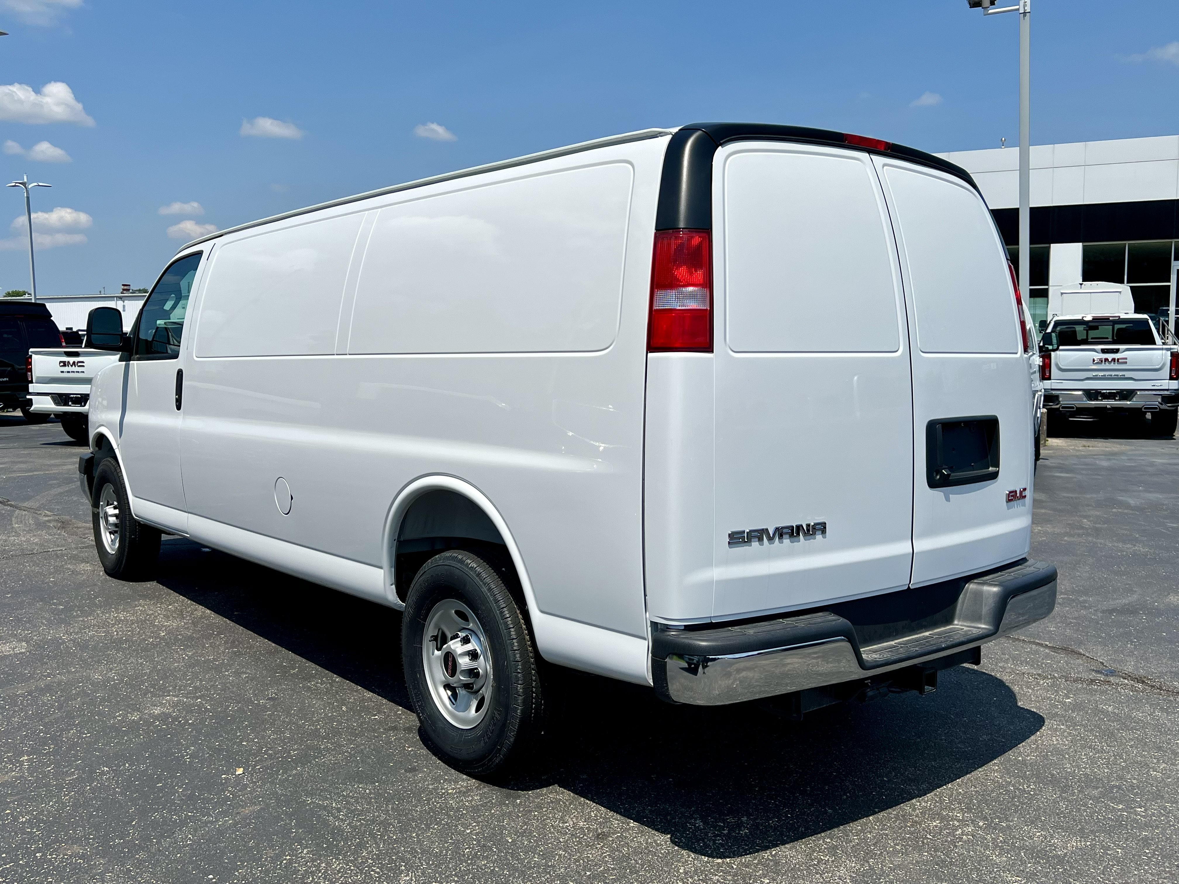 New 2026 Summit White GMC Work Van image 5
