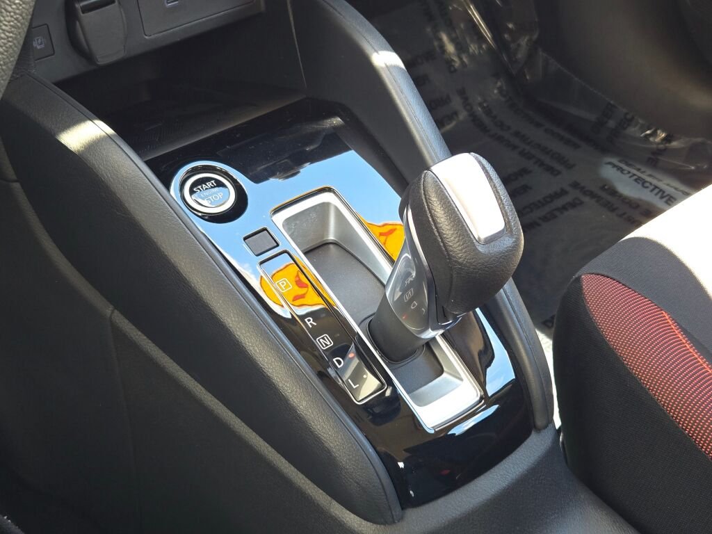 Certified Used 2025 Gray Nissan 1.6 SR image 22