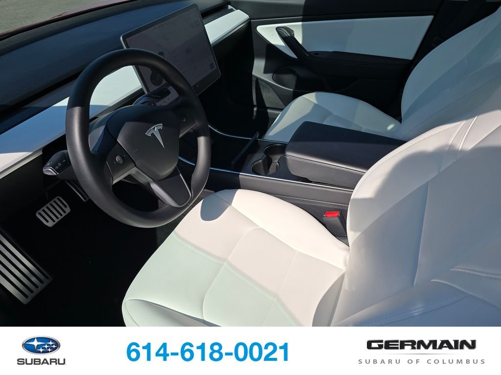 Used 2020  Tesla Long Range image 17
