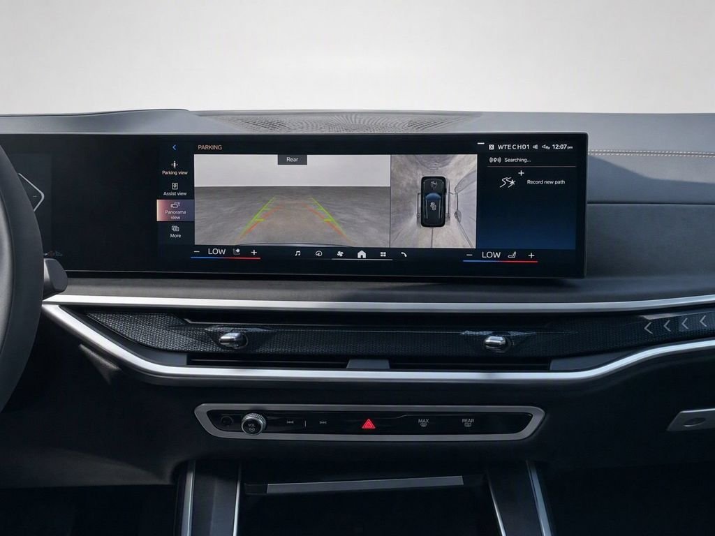 Certified Used 2025 Black Sapphire Metallic BMW xDrive40i image 30