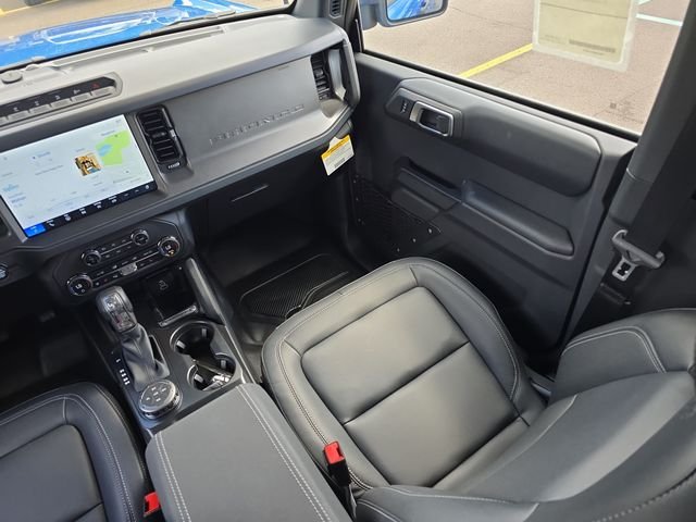 New 2026 Velocity Blue Metallic Ford Badlands® image 63
