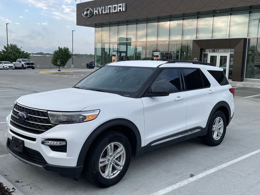 2020 Ford Explorer XLT 4WD's photo