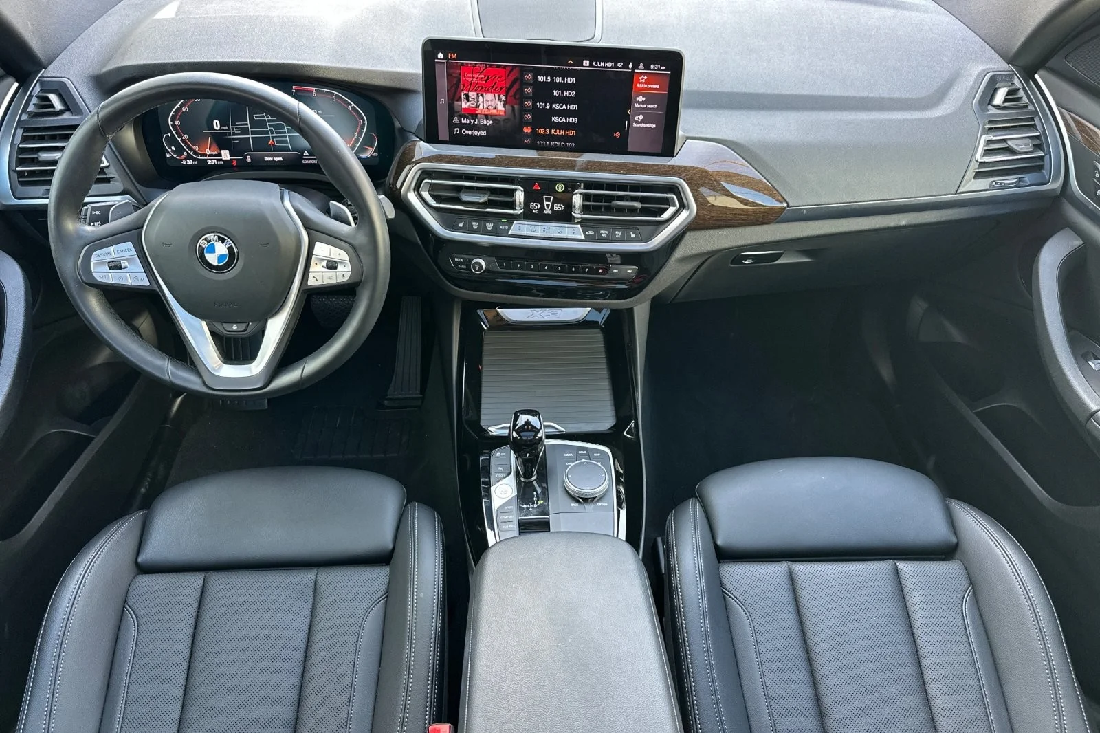 Used 2023 Jet Black BMW sDrive30i image 12