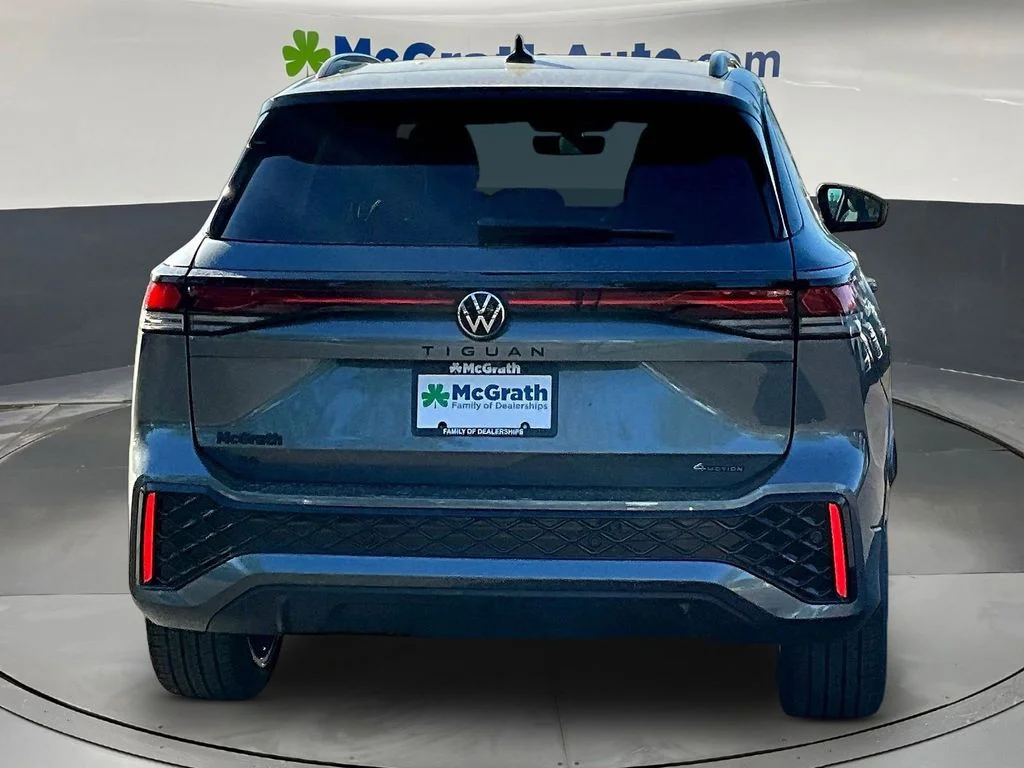 New 2026 Gray Volkswagen 2.0T SE R-Line Black image 5