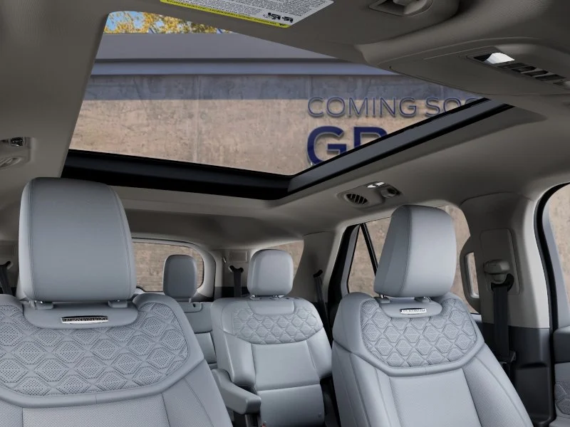 New 2027 Avalanche Gray Ford Platinum™ image 22