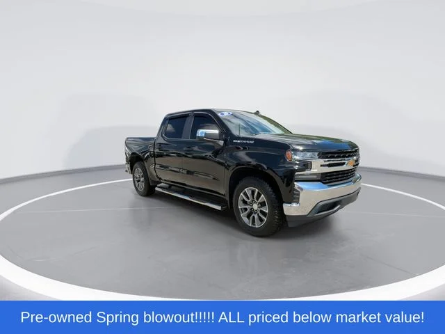Used 2020 Black Chevrolet LT image 6
