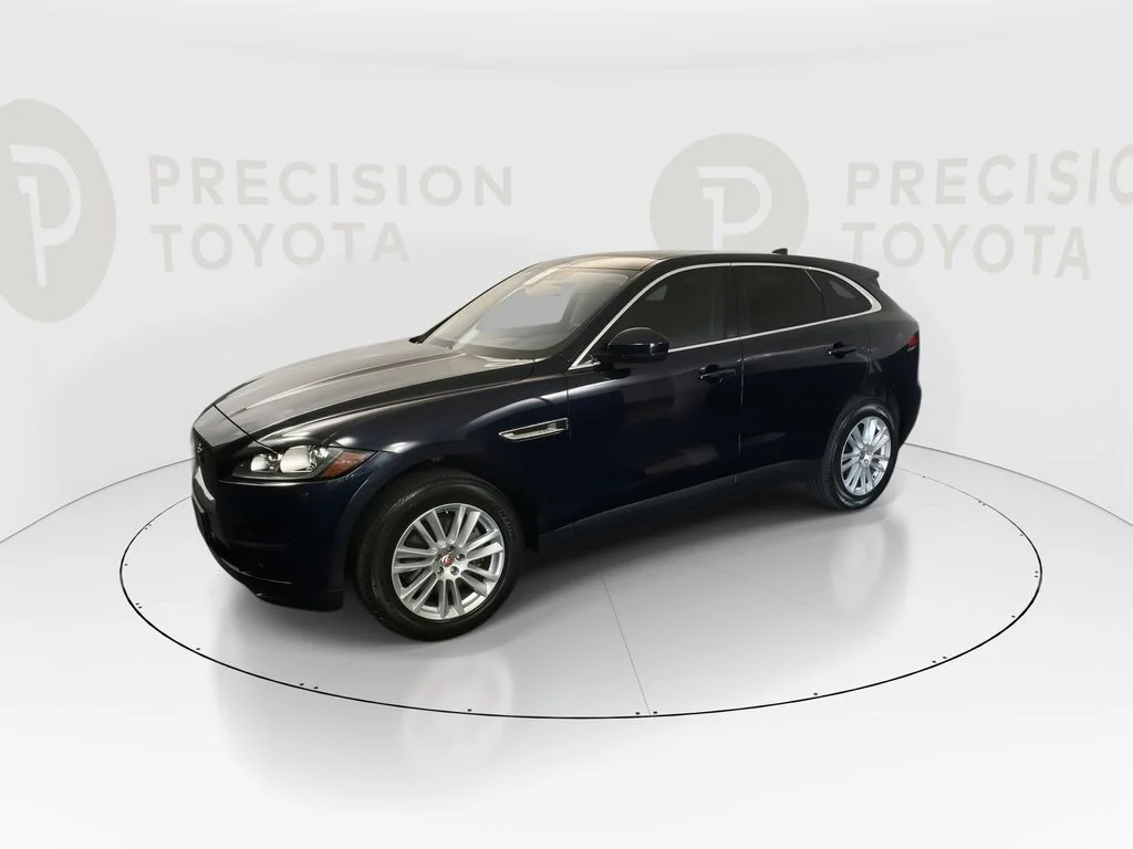 Used 2020 Portofino Blue Metallic Jaguar 30t Prestige image 10