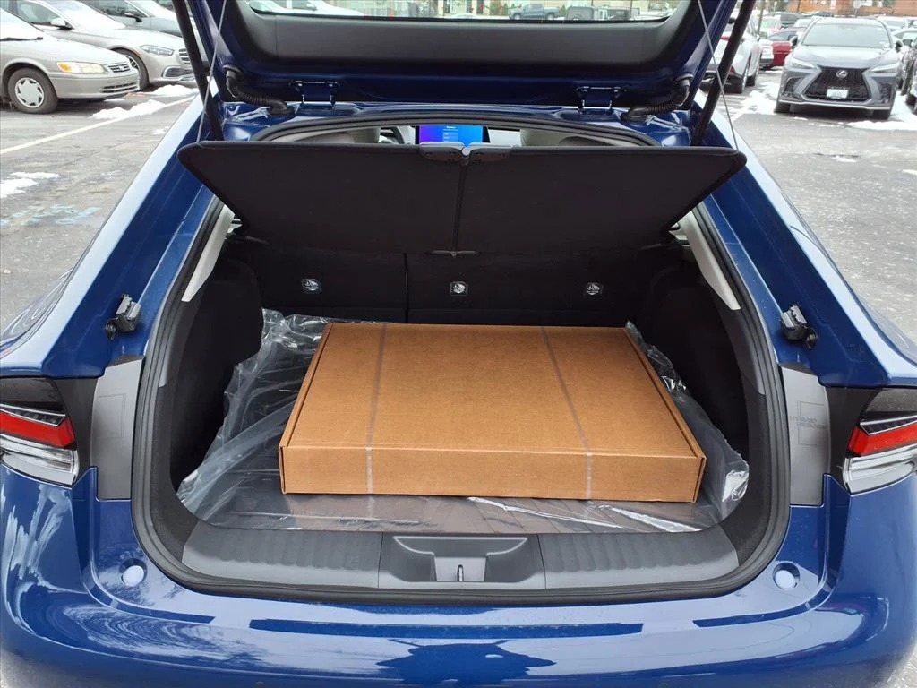 New 2026 Reservoir Blue Toyota  XLE image 16